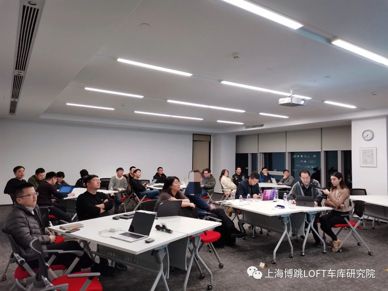 静安杭州LOFT车库专题会